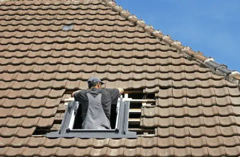 Pose de velux - Réaux sur Trèfle